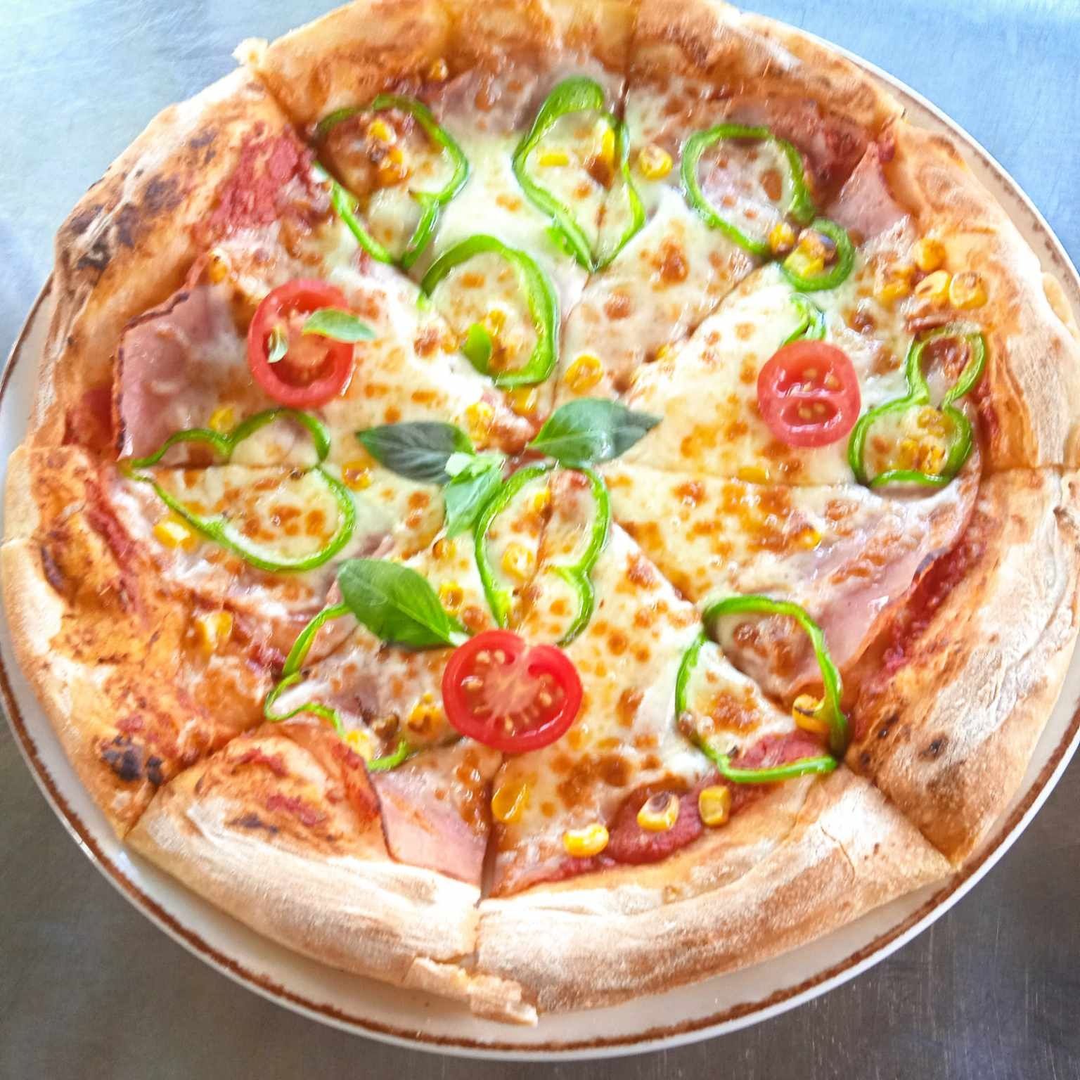 Семейна пица 2кг