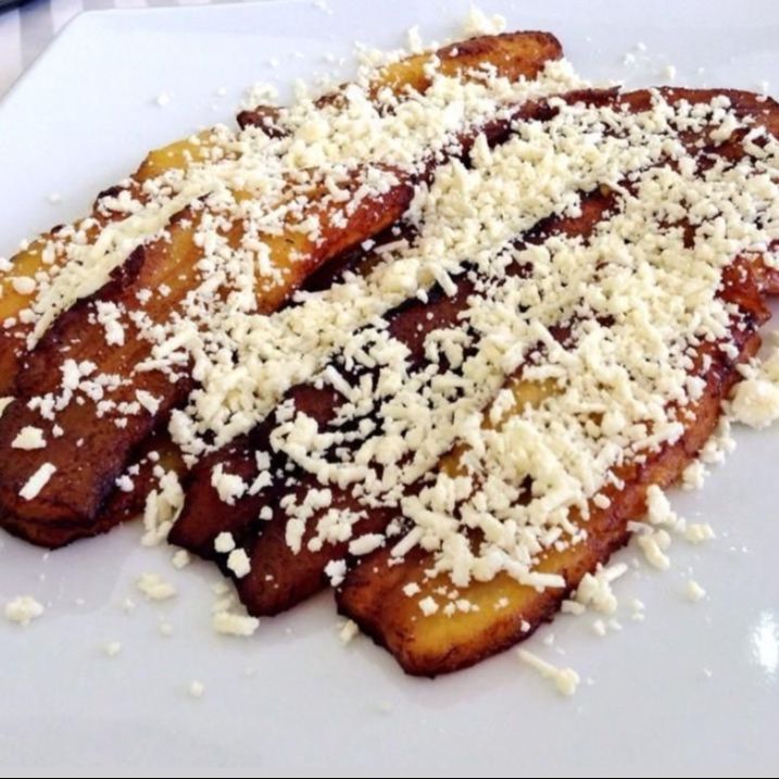 Tajadas con queso
