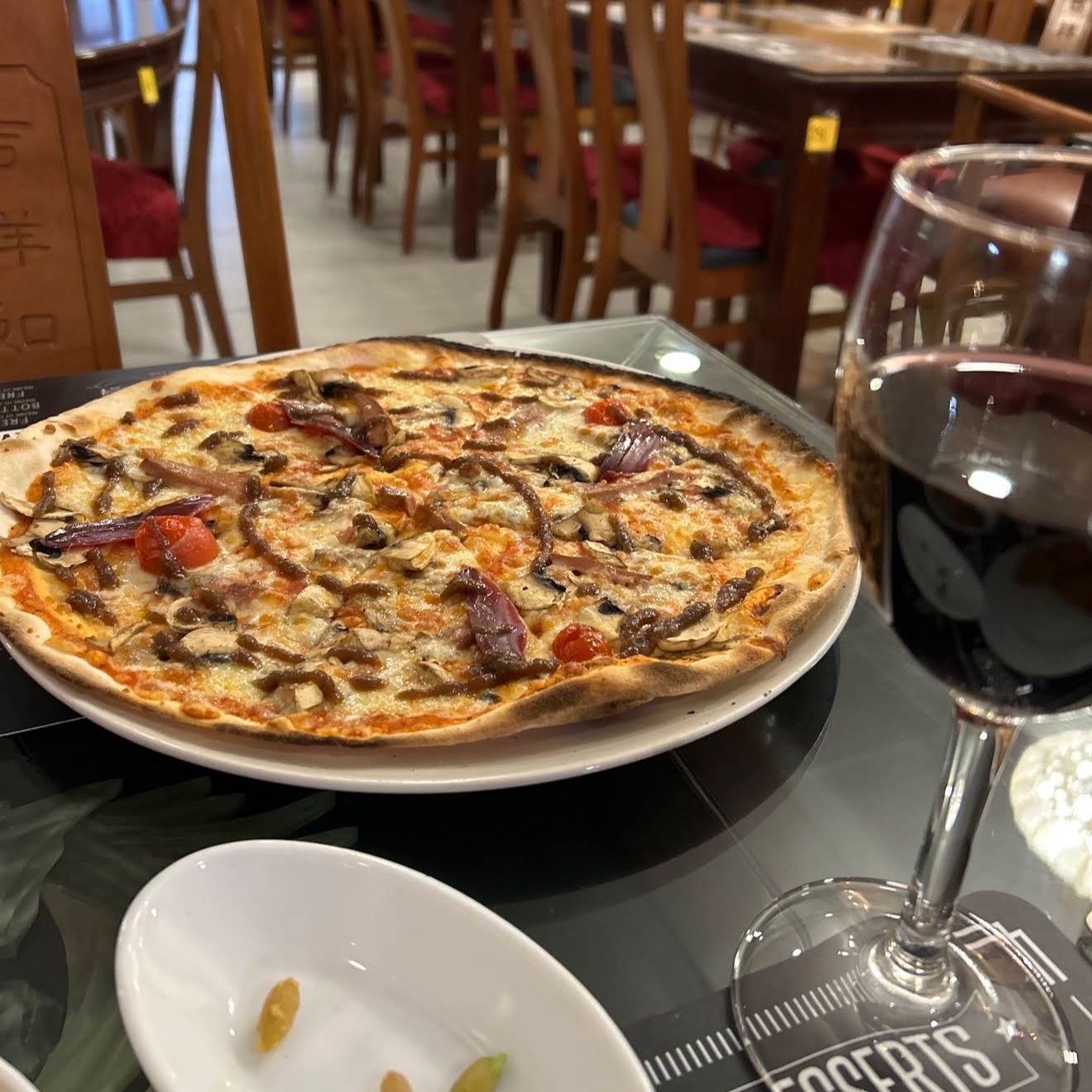 Pizza De Foie Y Pato