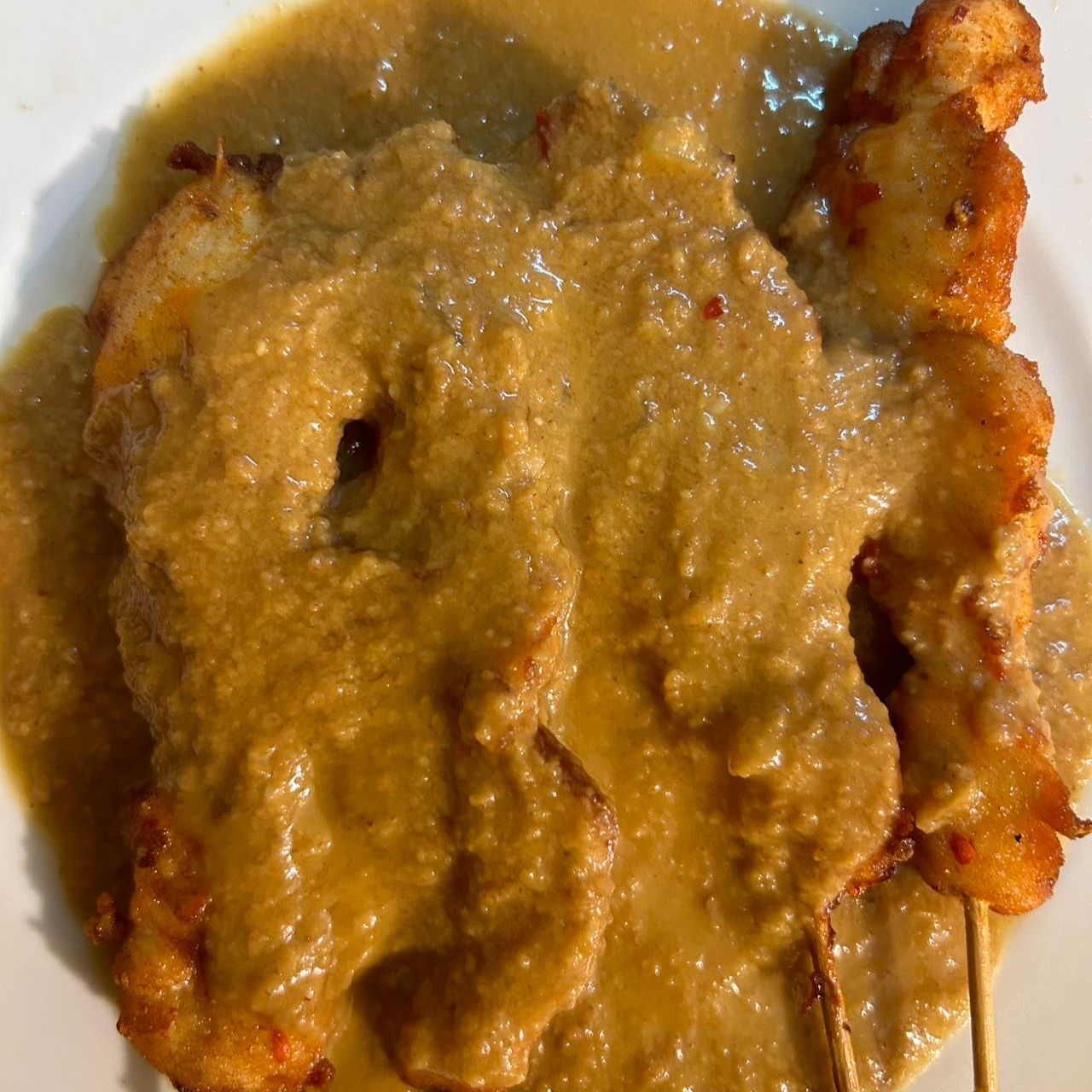 Pinchitos De Pollo Con Salsa De Cacahuetes