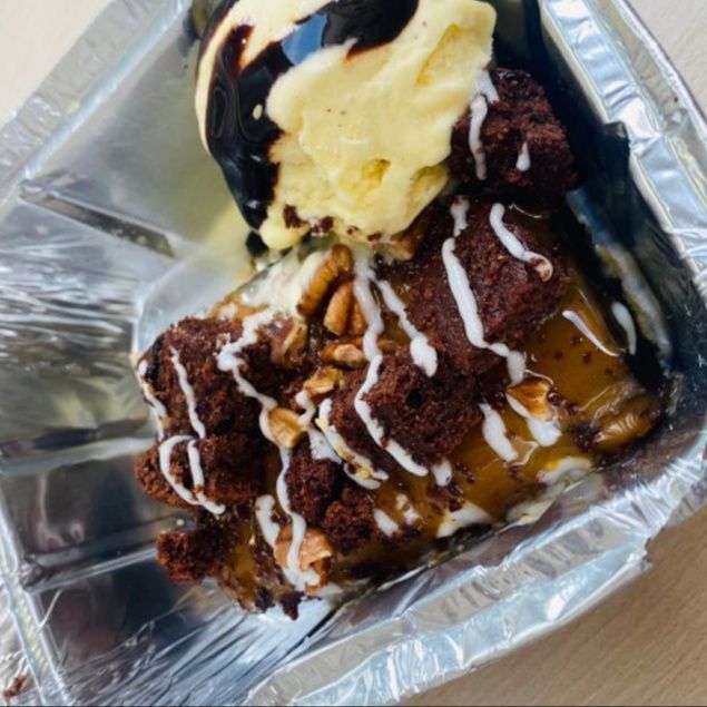 Brownie Con Bola De Helado