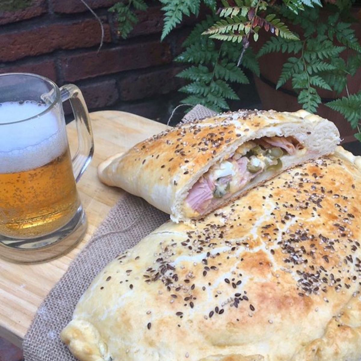 Calzone De Jamon