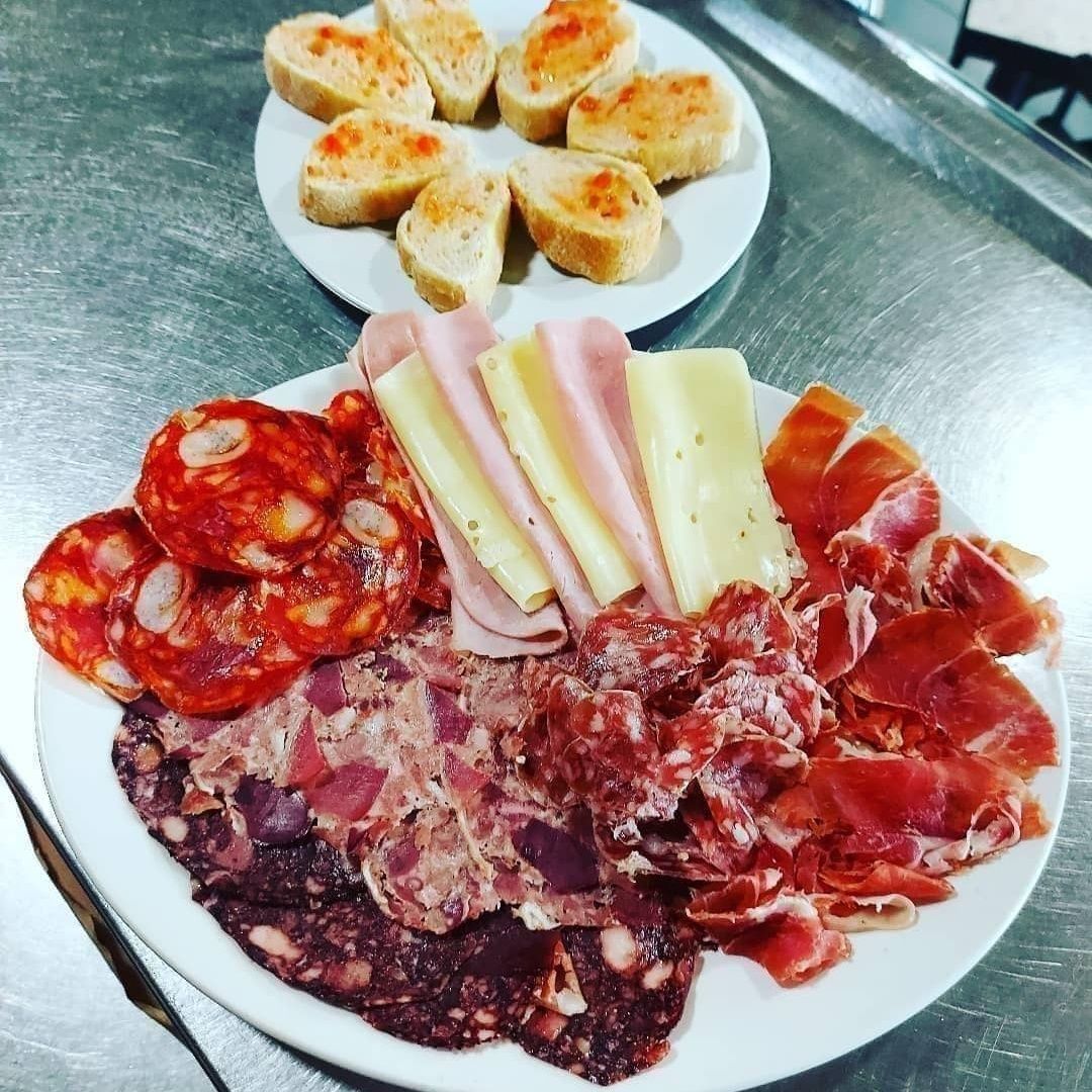 COMBINADO DE EMBUTIDOS