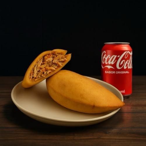 Combo 3 Empanadas Pollo Mechado + Bebida