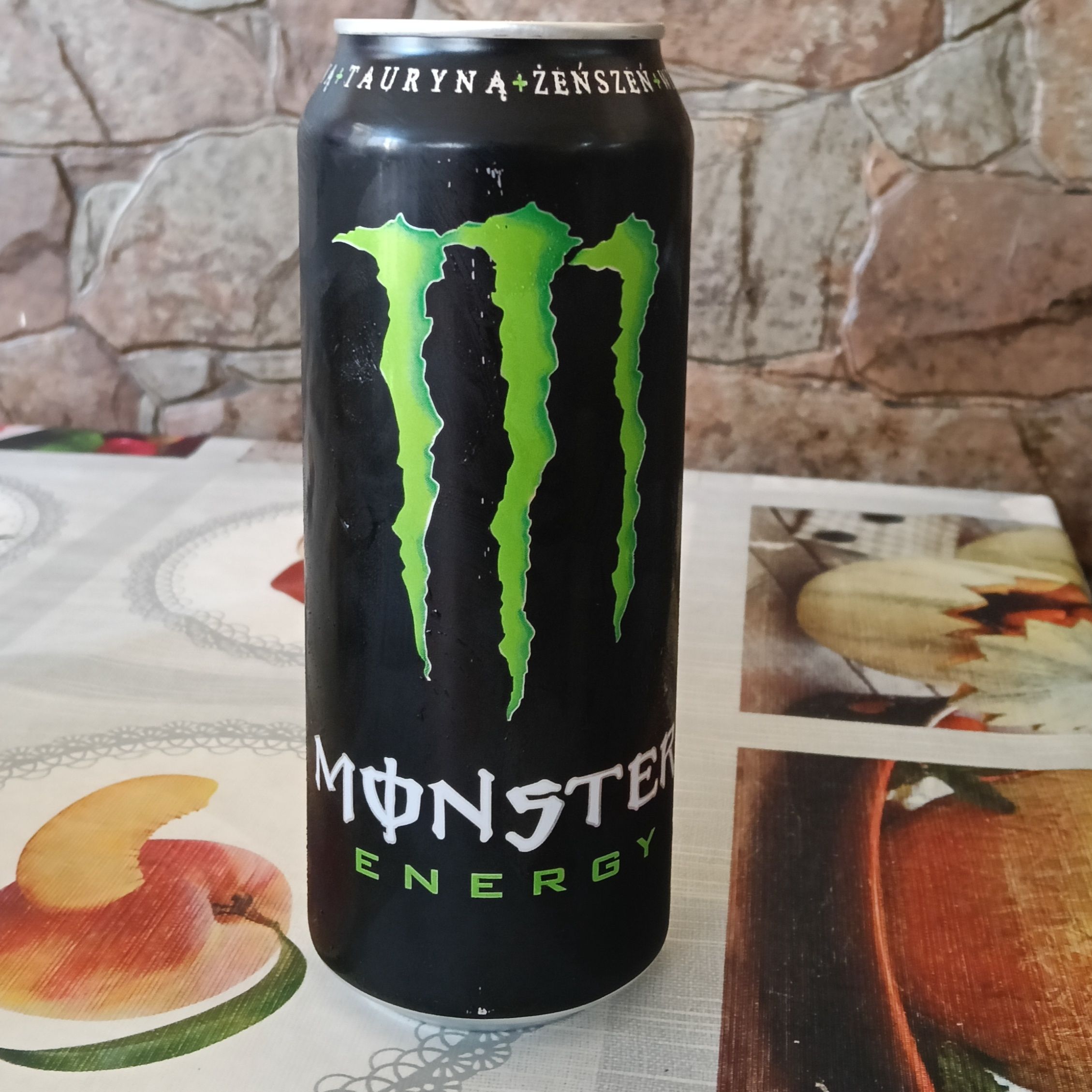 Monster energy drink 