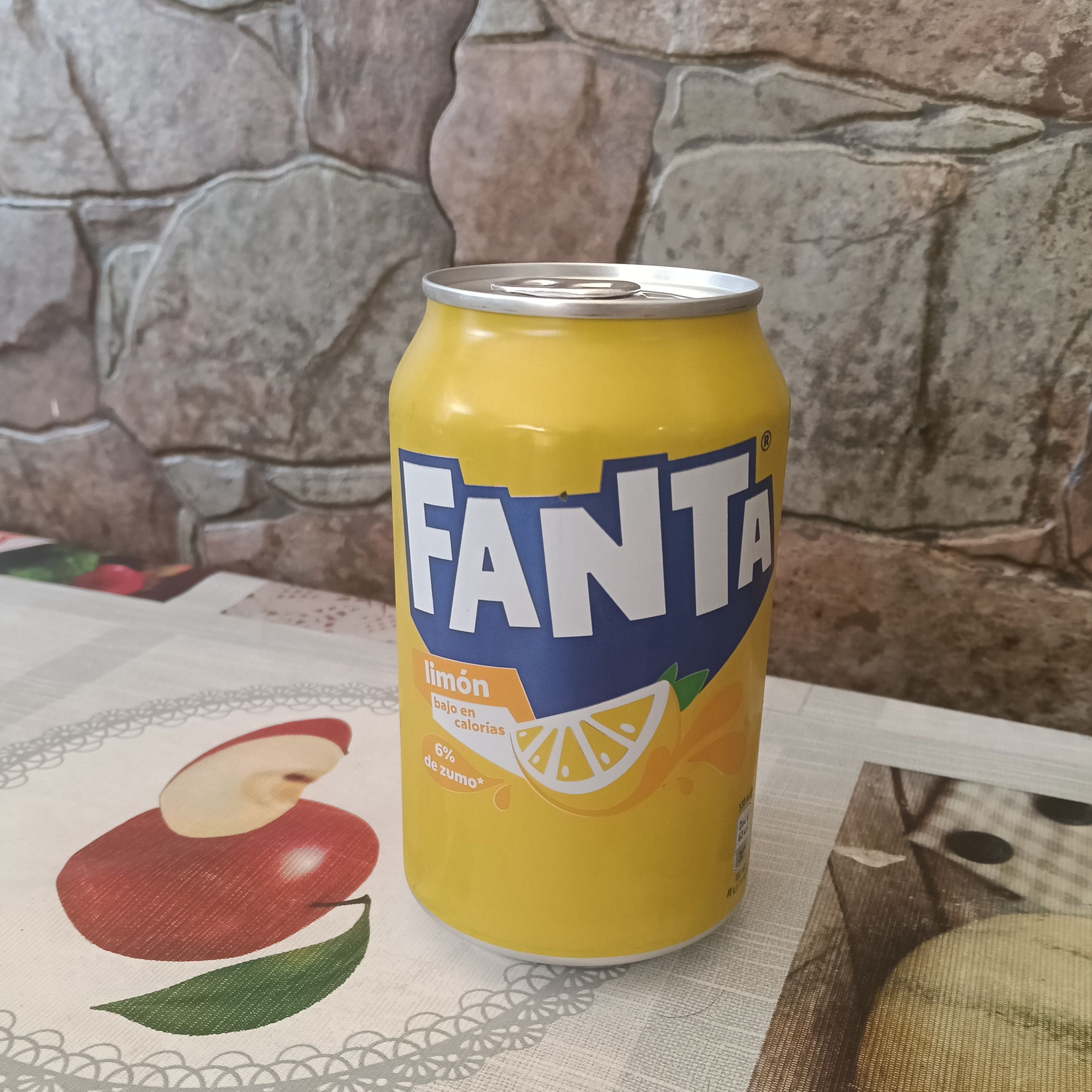 Fanta limon