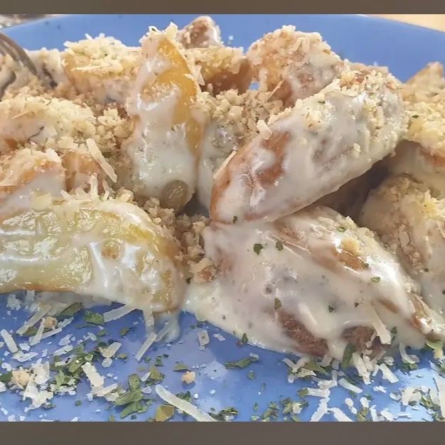 Patatas Salteadas Con Gorgonzola, Nueces Y Grana Padano