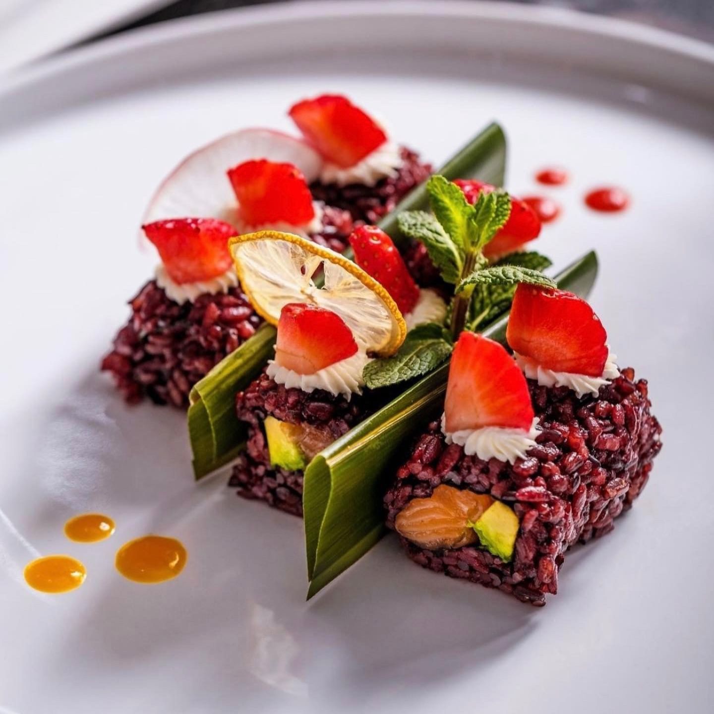 Uramaki black fragola 