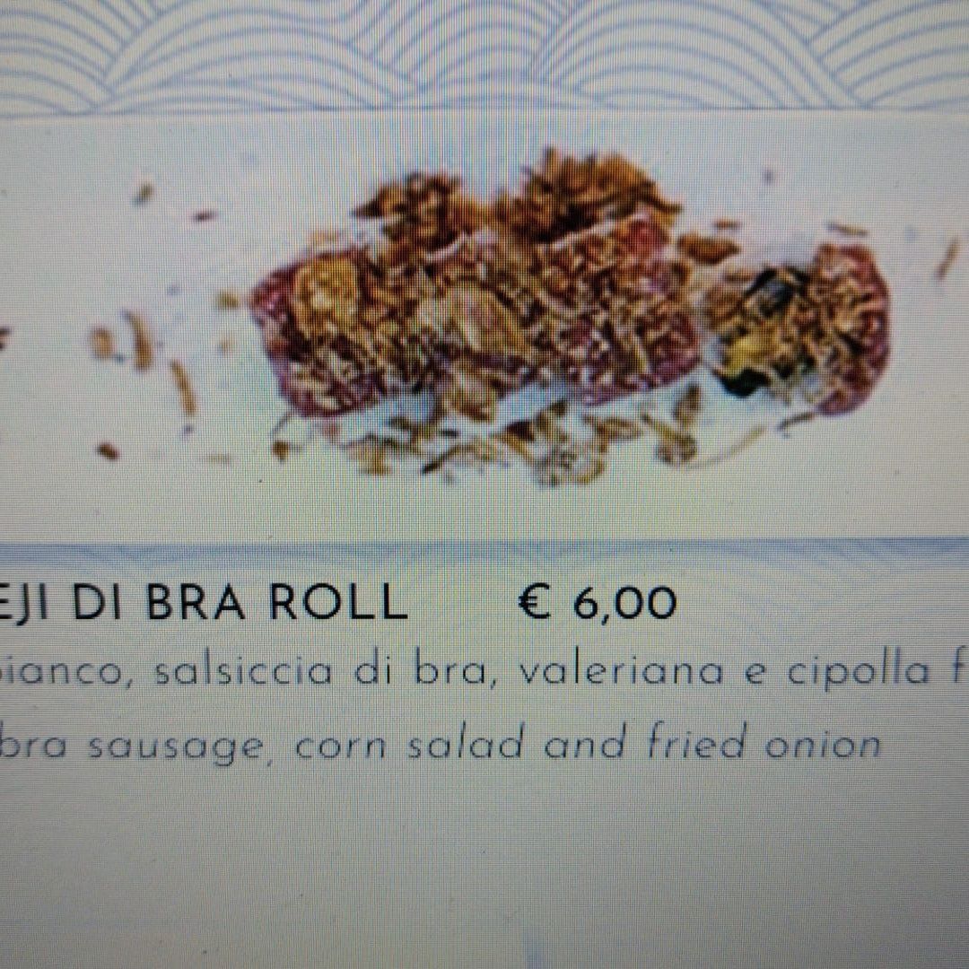 Soseji Di Bra Roll