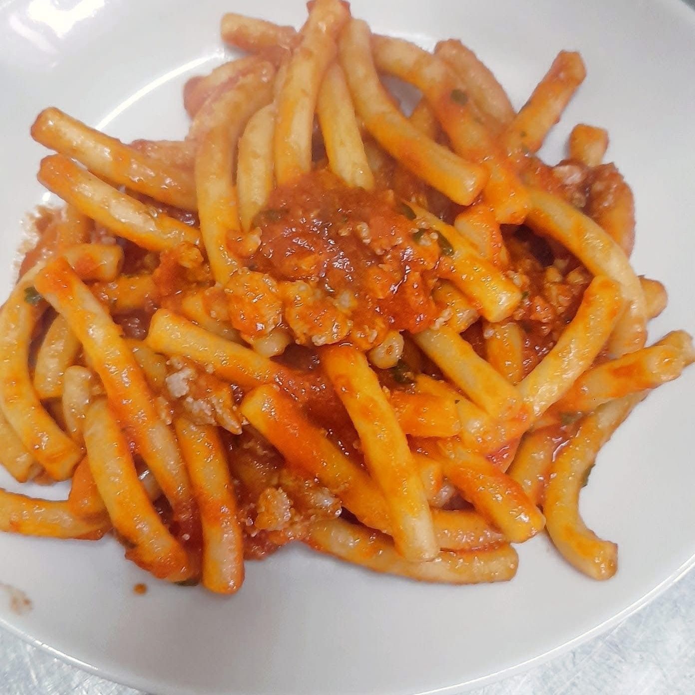 Maccheroncini di pasta fresca alla calabrese