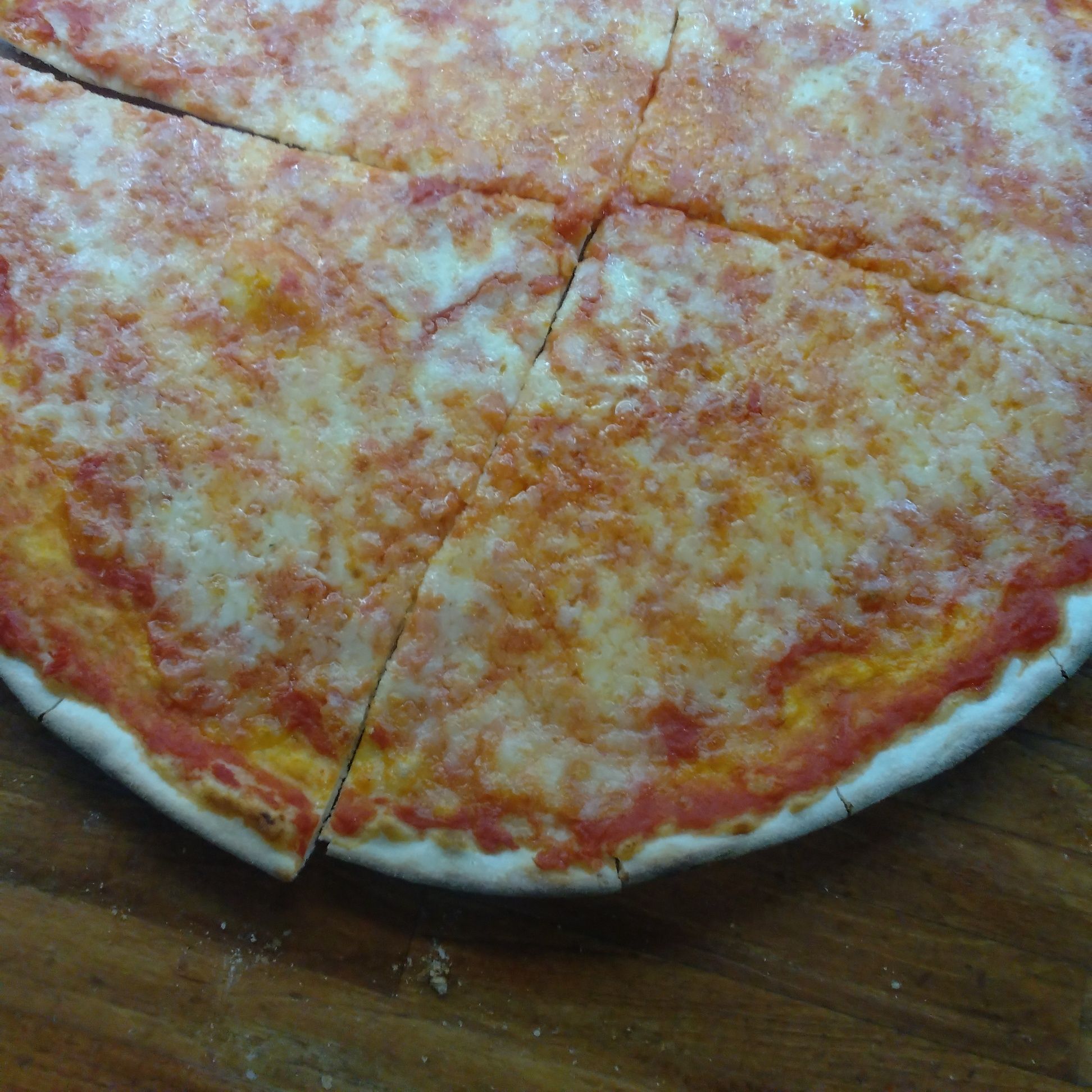 Pizza margherita 
