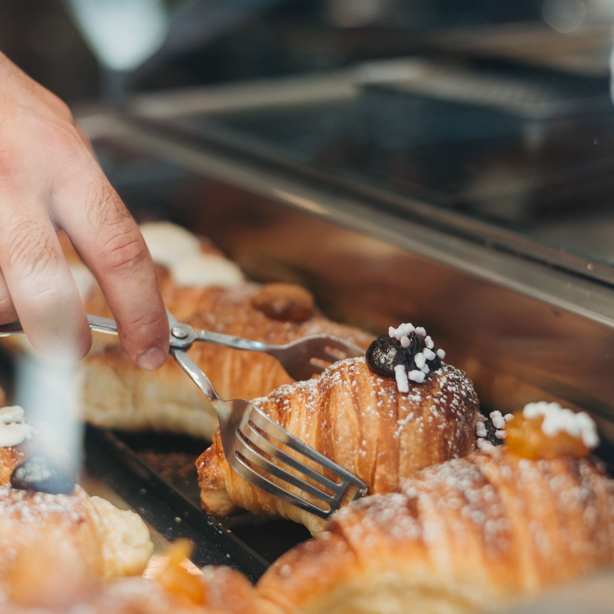 Cornetto con glassa all'arancia
