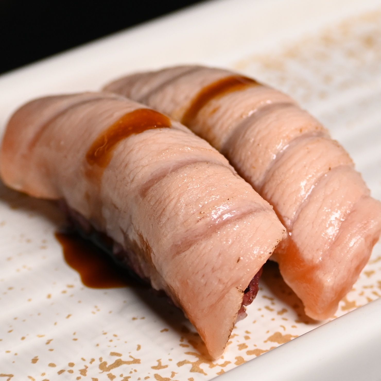 Black salmon aburi