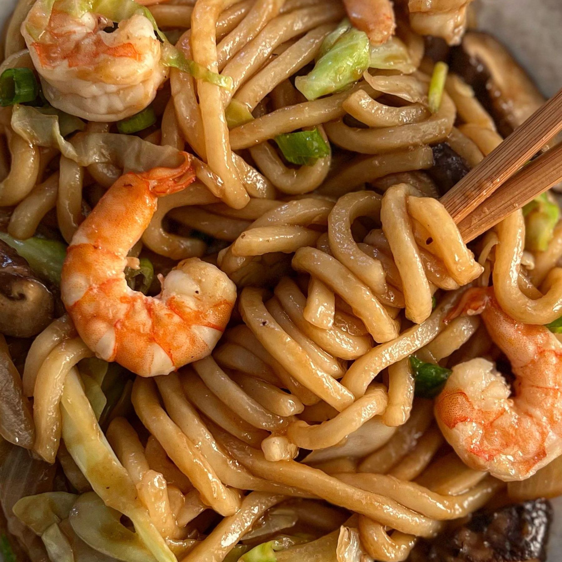 Udon con frutti di mare