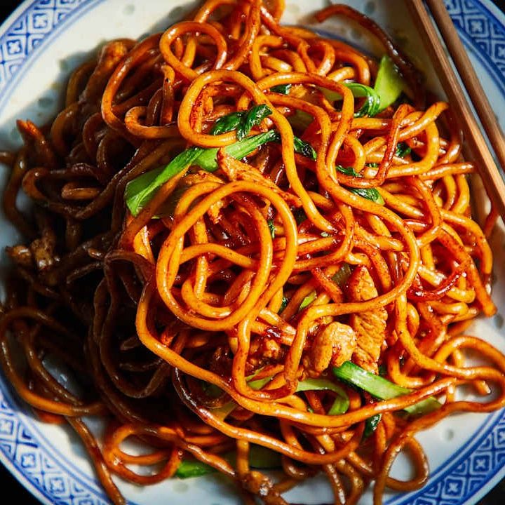 Spaghetti saltati con pollo 鸡肉炒面