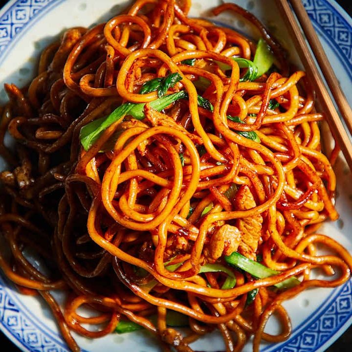 Spaghetti saltati con gamberi 虾仁炒面