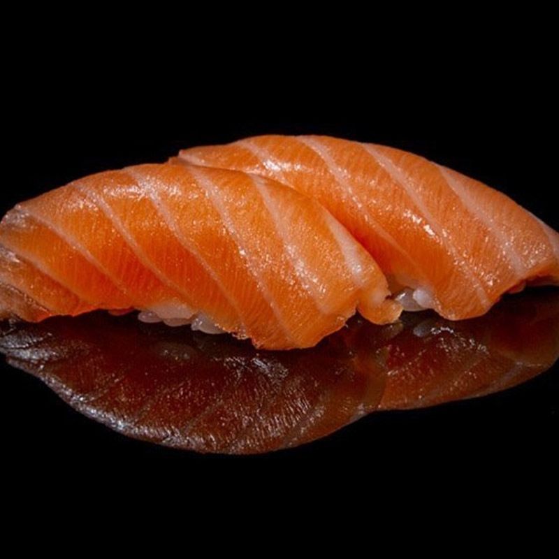 230-Nigiri salmone