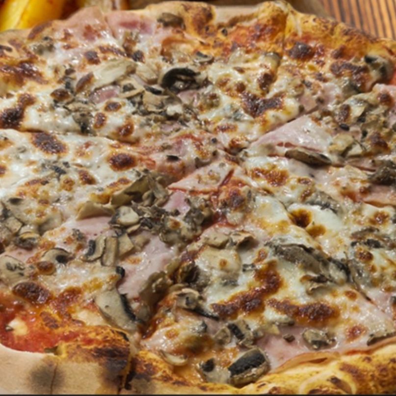 Prosciutto e funghi