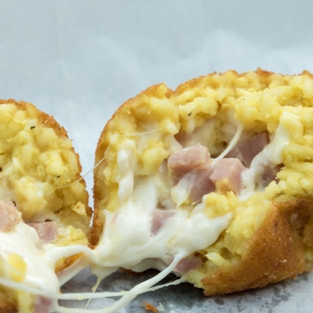 Arancino cotto mozzarella
