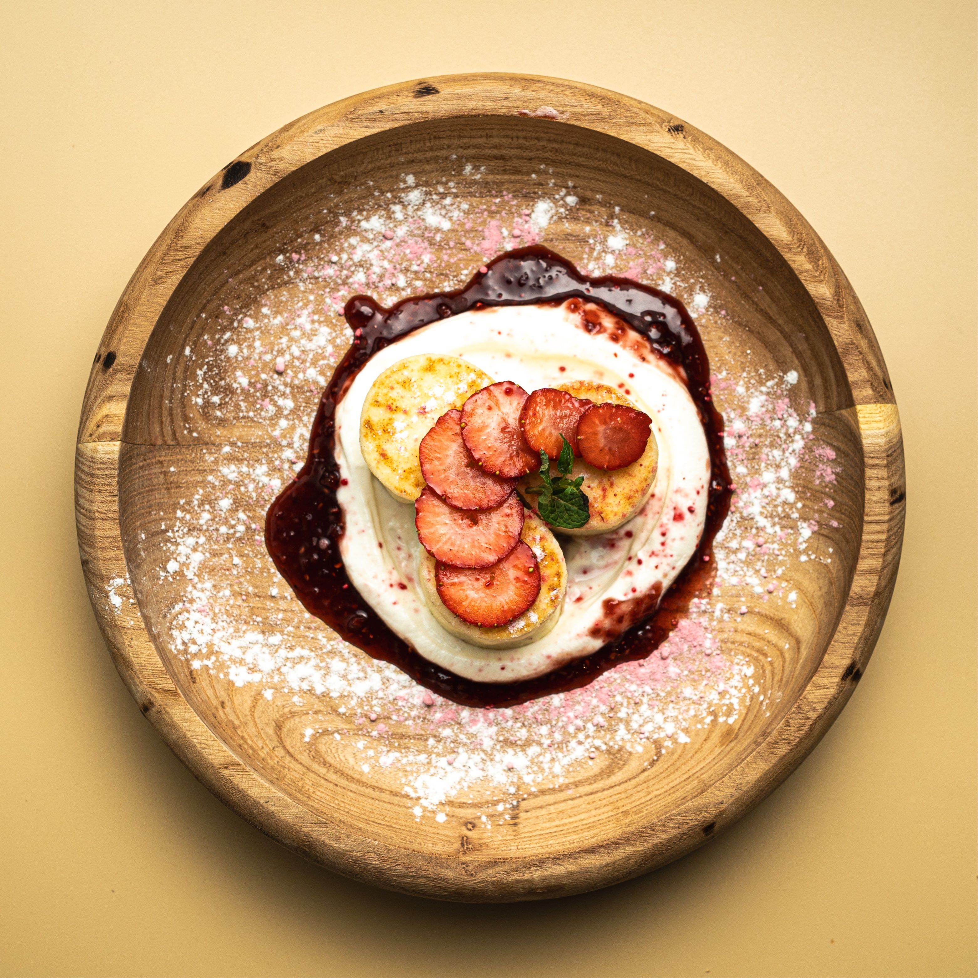 Сырники со сметаной