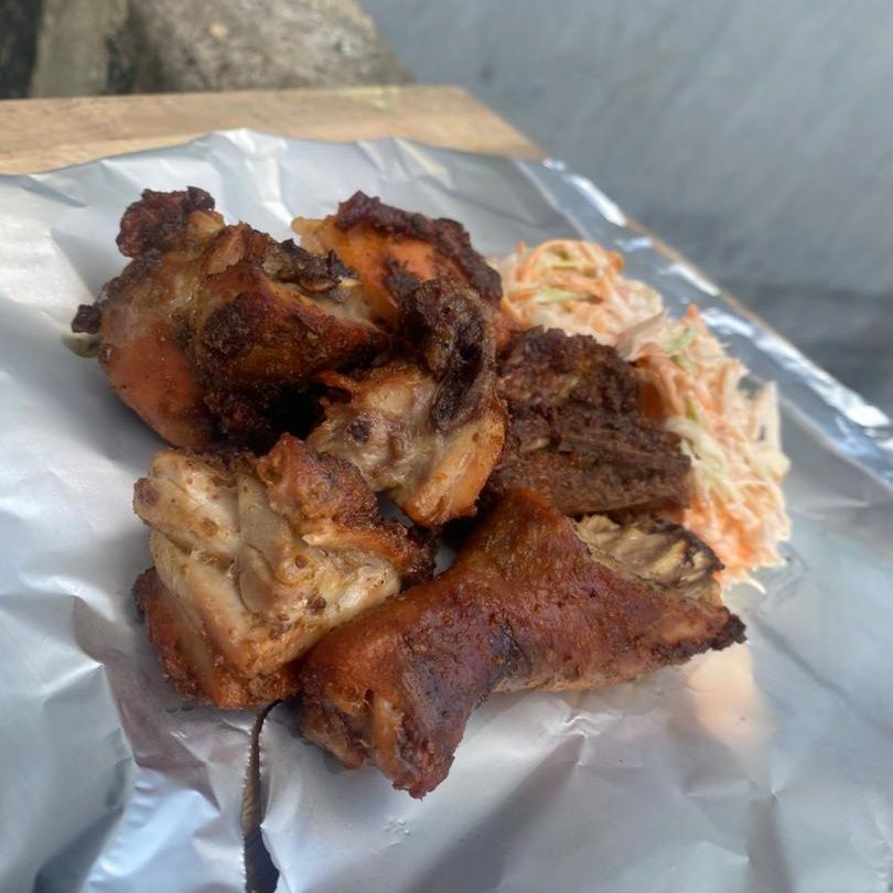 Barbecue chicken wing with Fries