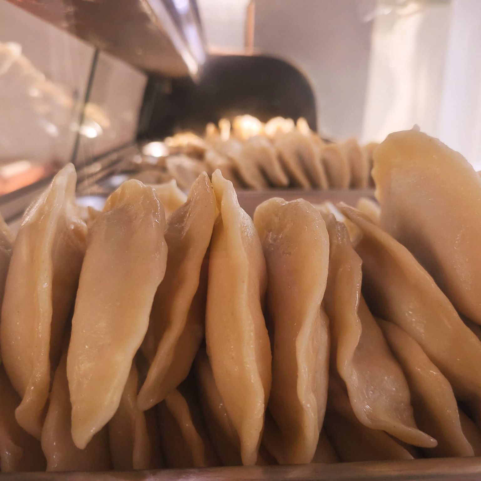 Pierogi ze szpinakiem i suszonymi pomidorami