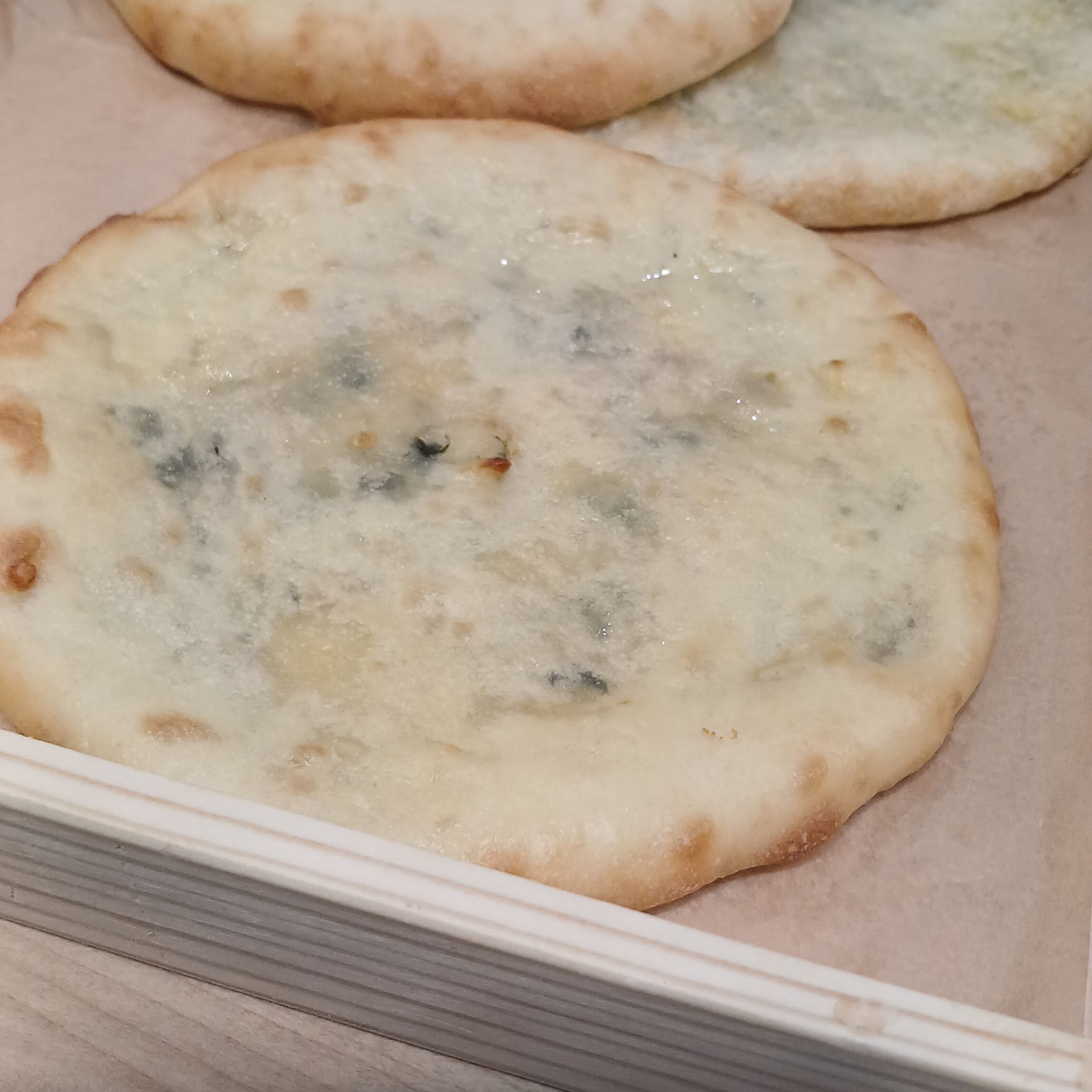 Chaczapuri ze szpinakiem małe