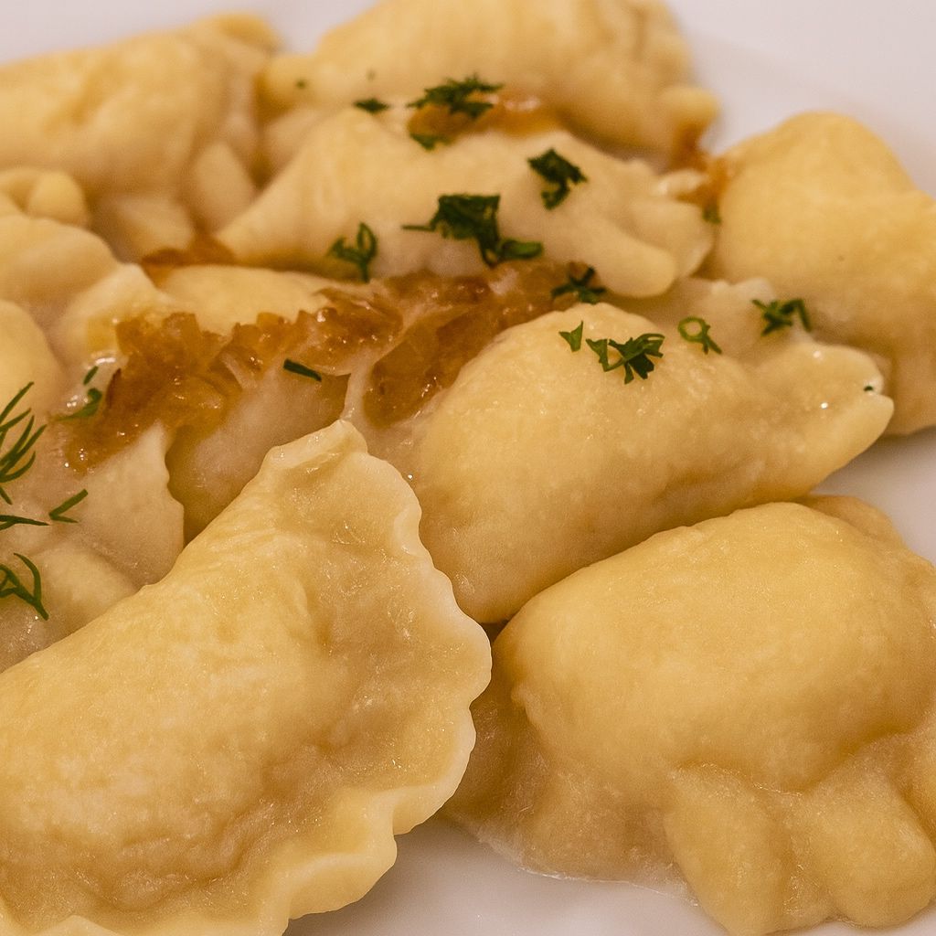 Pierogi z ziemniakami i białym serem