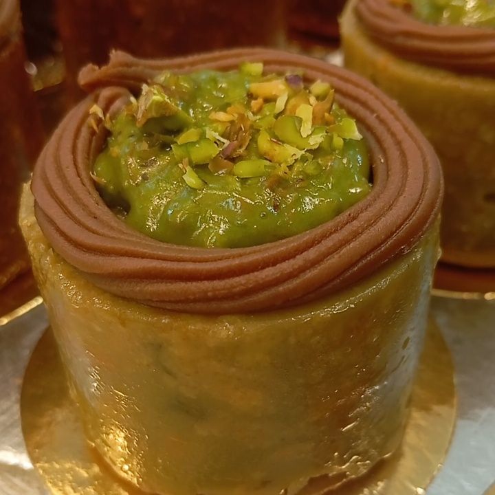 Salame chocolate pistachio