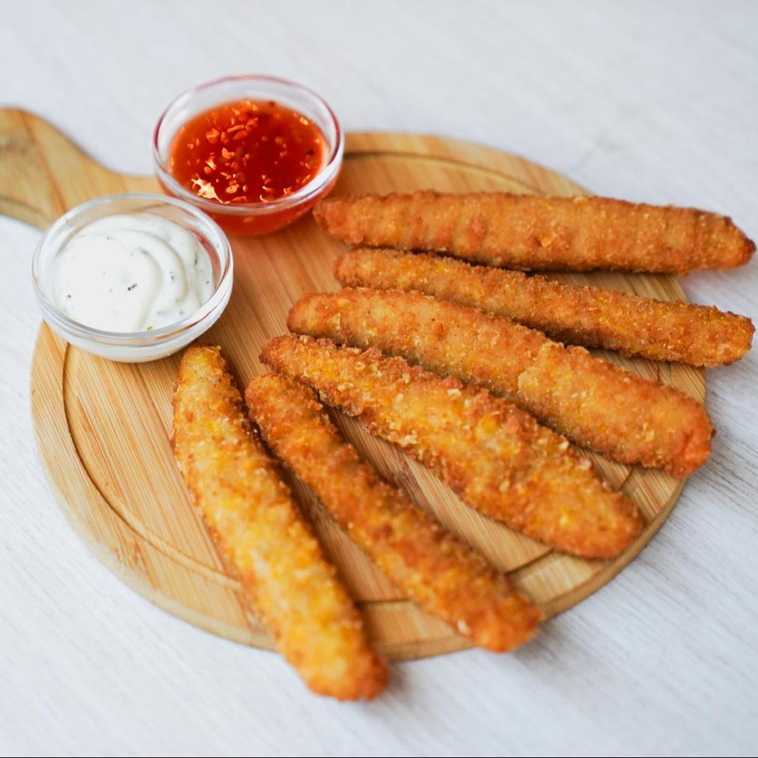 Tiras de frango panado