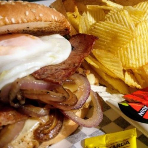 Hambúrger de Frango Acebolado