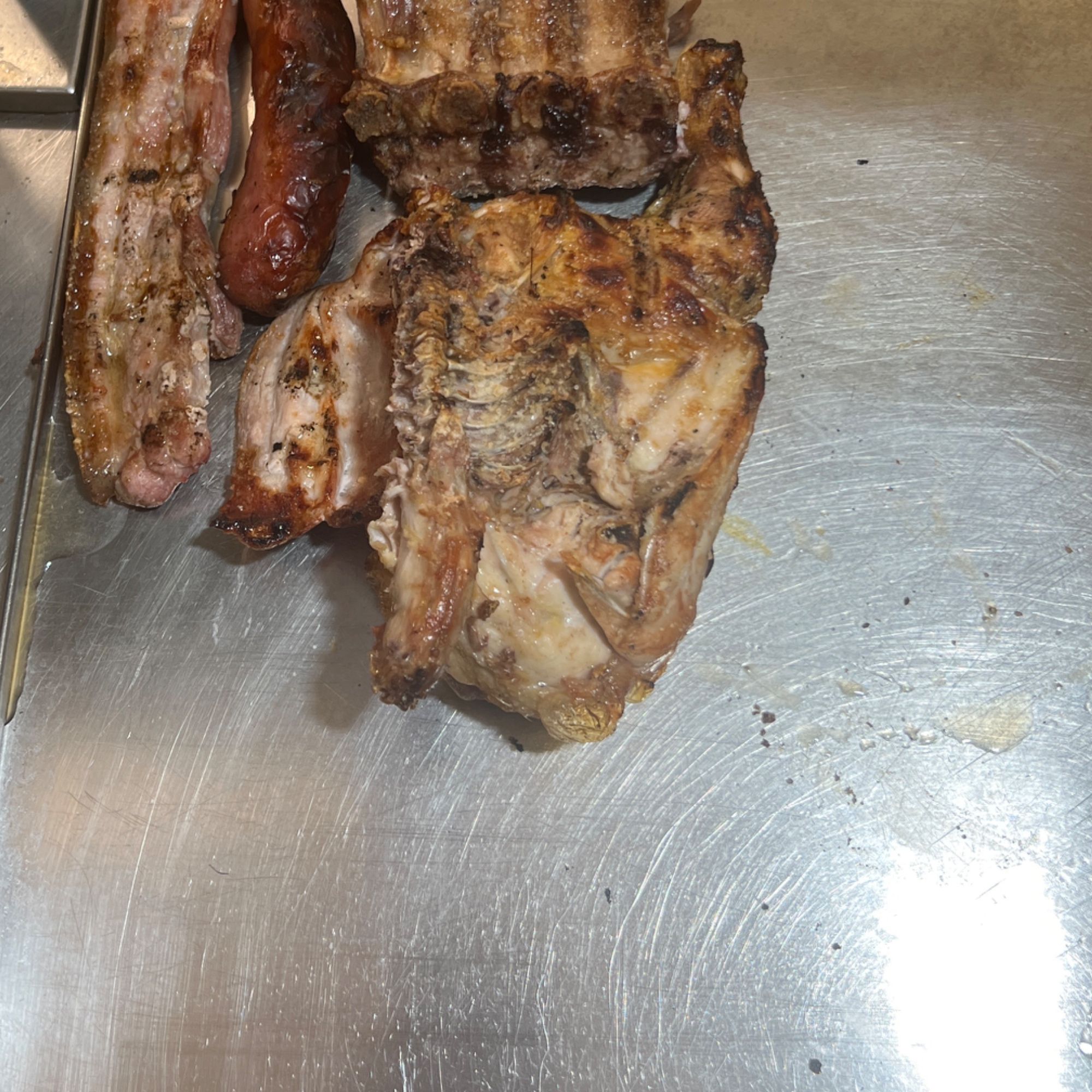 Parrilhada mista 4 pessoas c/ arroz e batata frita