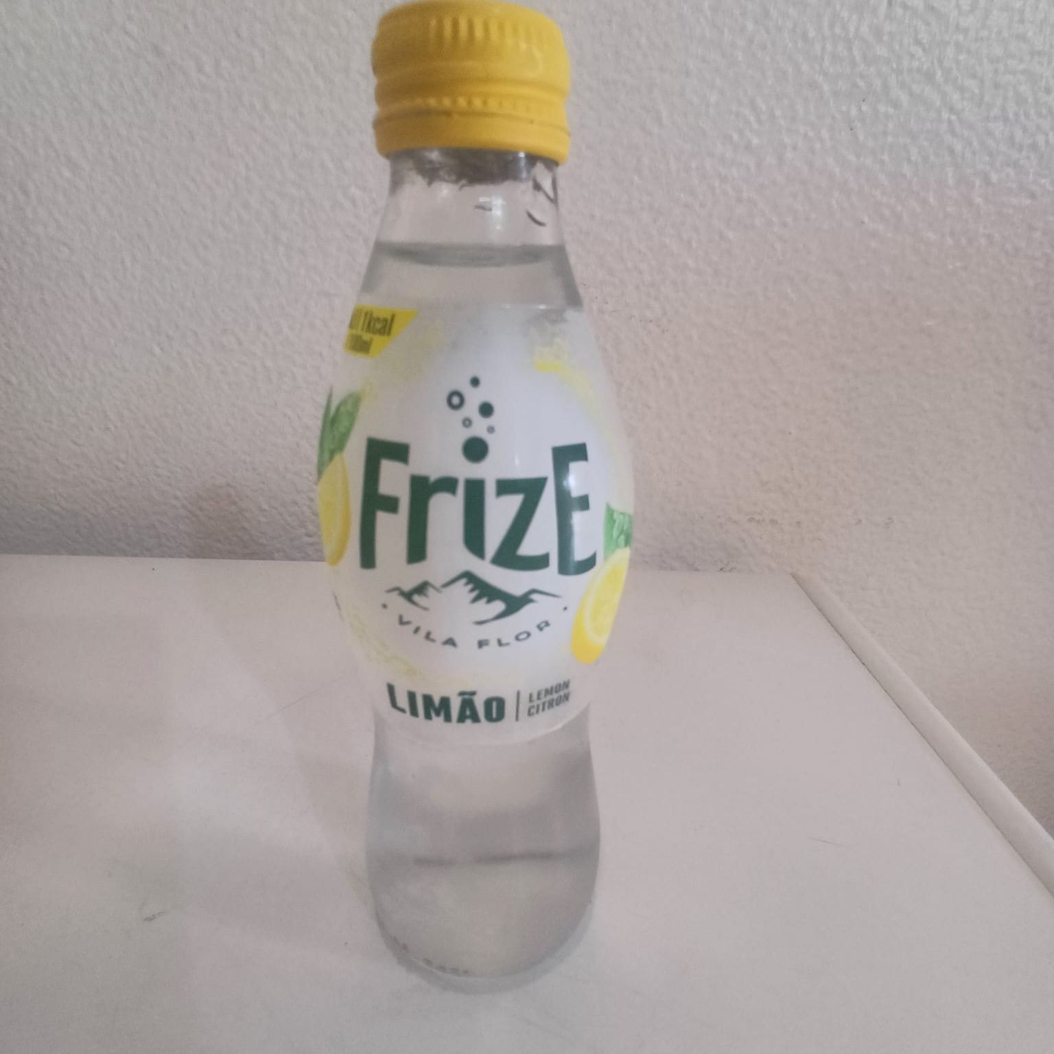 Frize de Limãoo