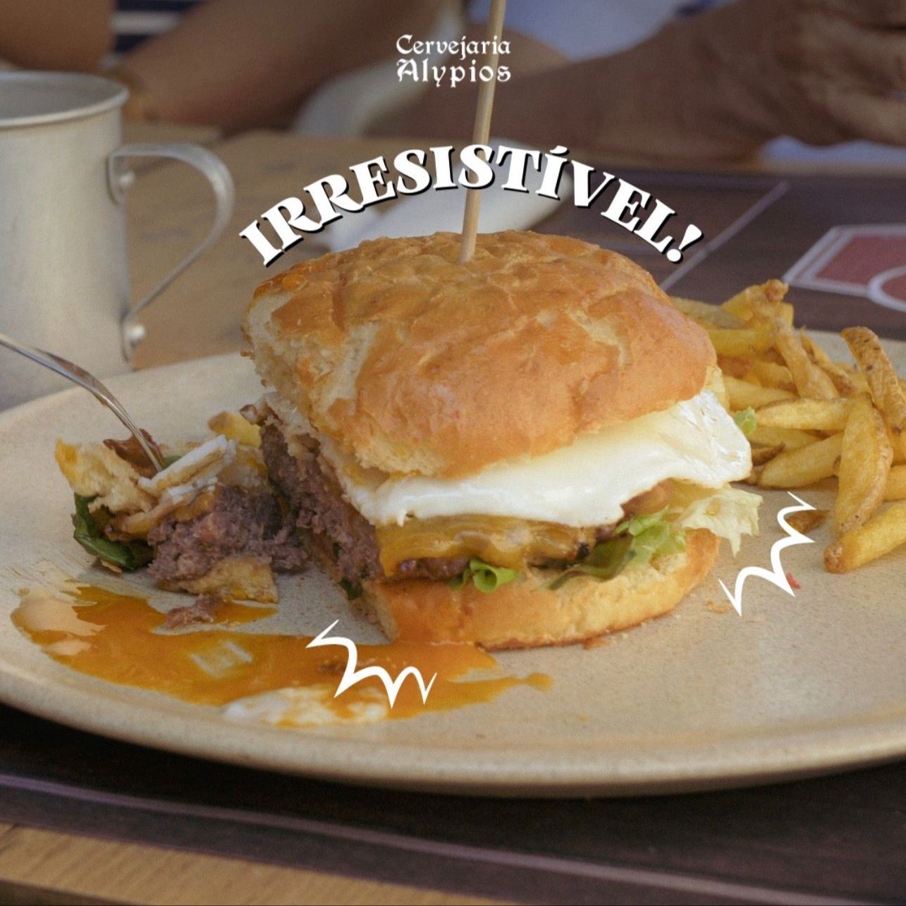 Hambúrguer No Pão À Alypios