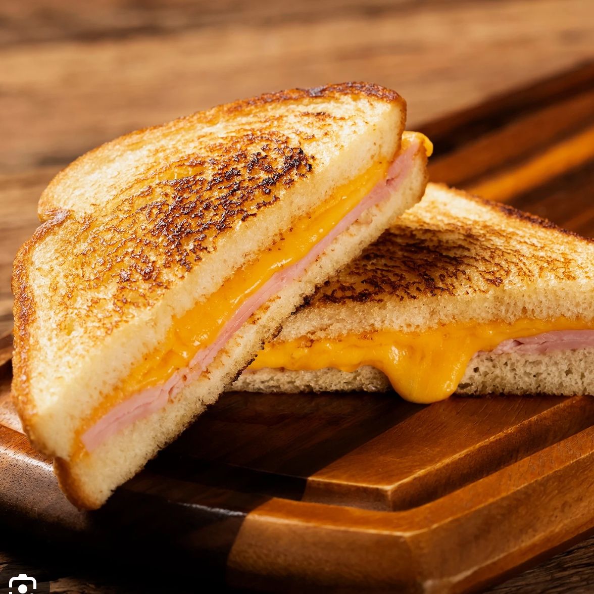 Cheese & egg toastie