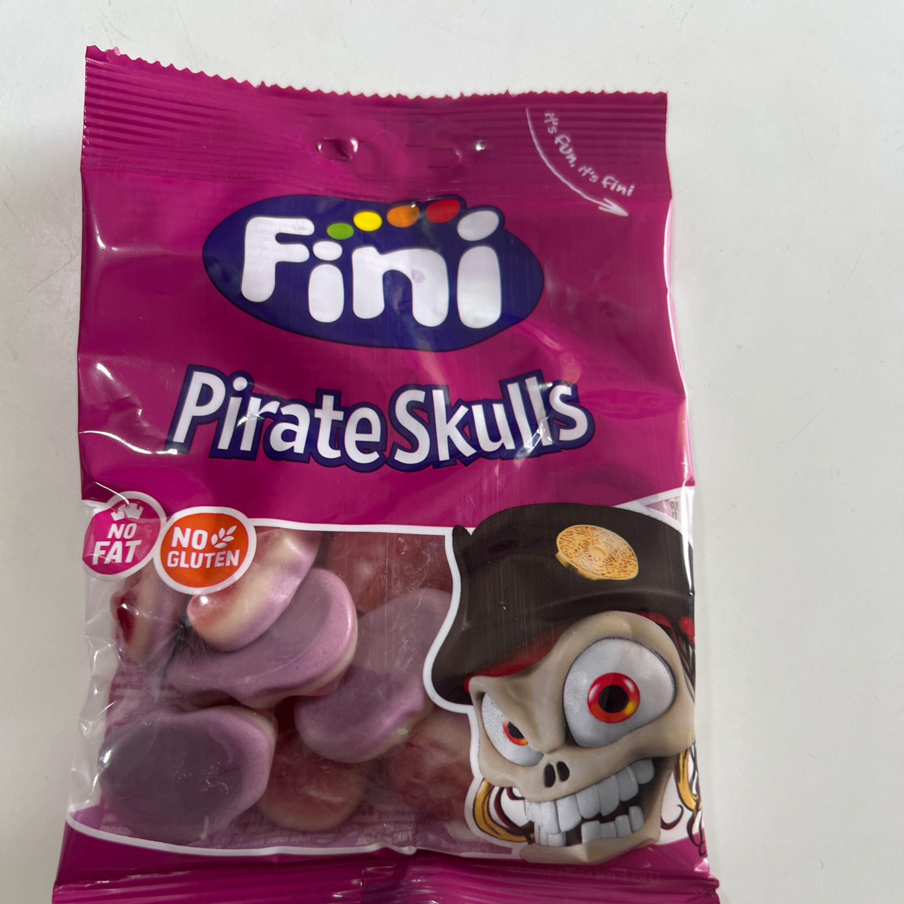 Fini Pirate skulls