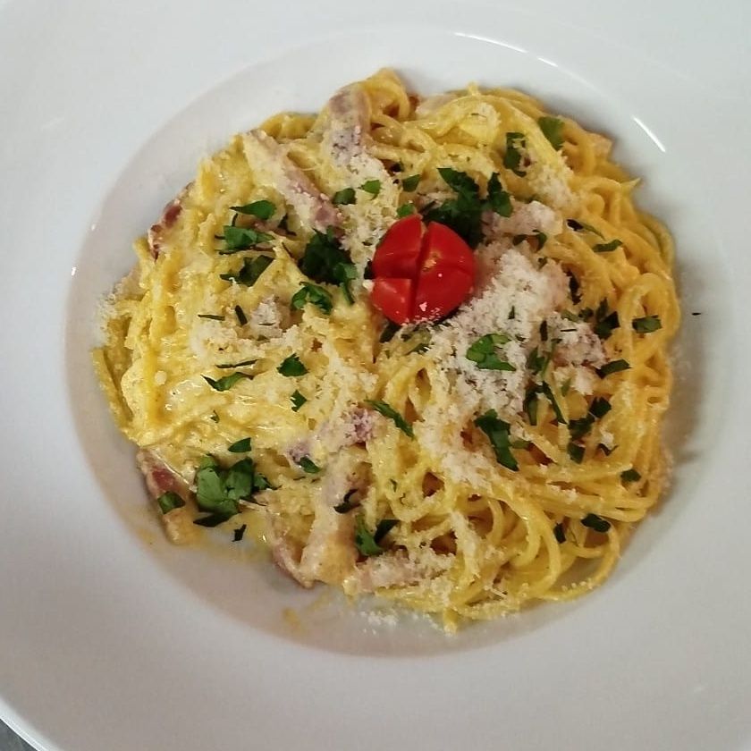 Esparguete `a Carbonara