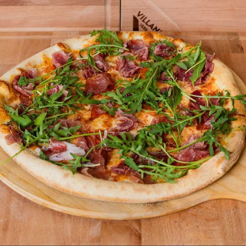 Pizza Crudo E Rucola