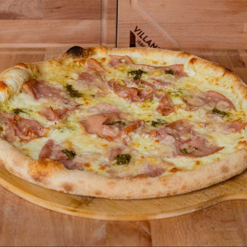 Pizza Con Mortadella