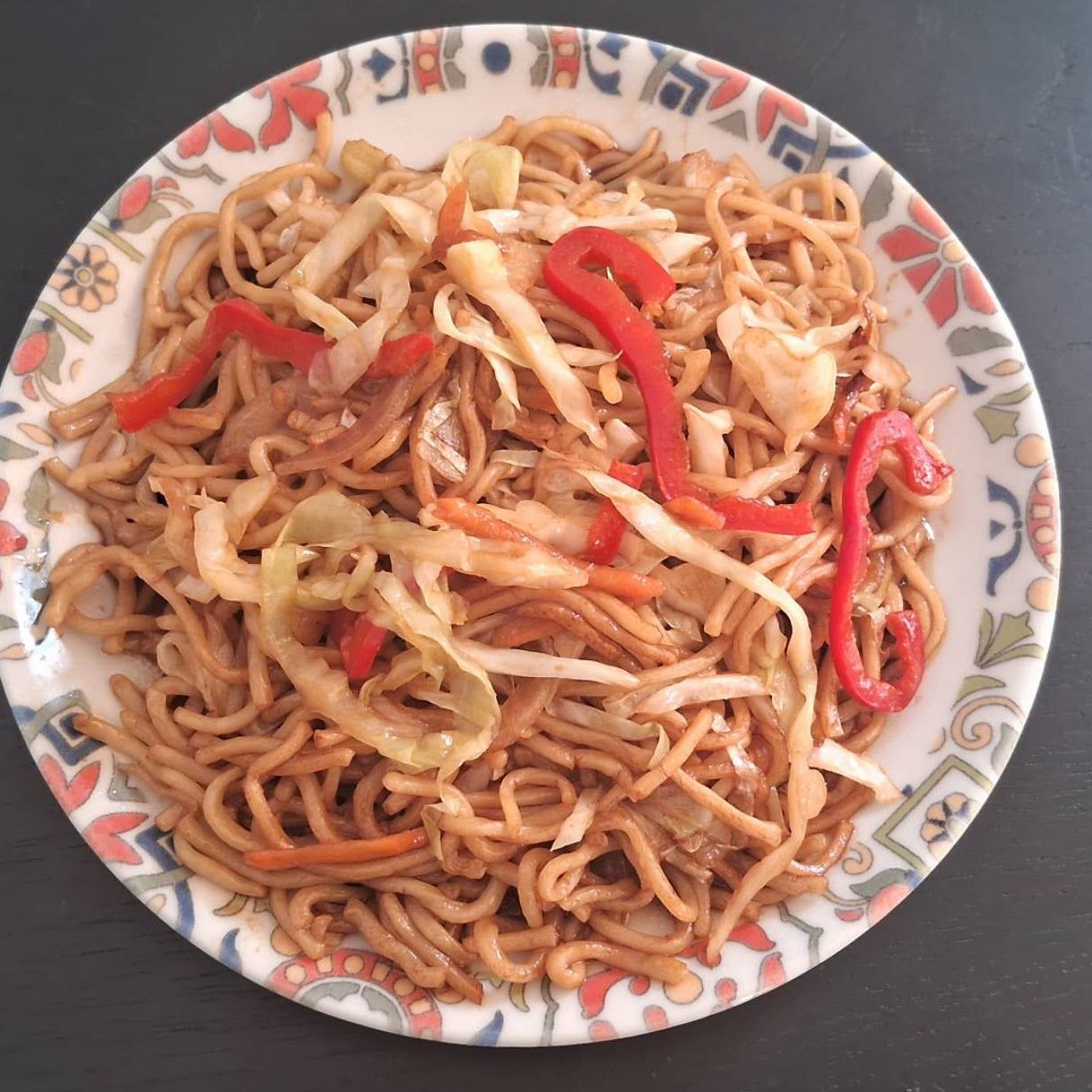 Vegetarijanski prženi rezanci