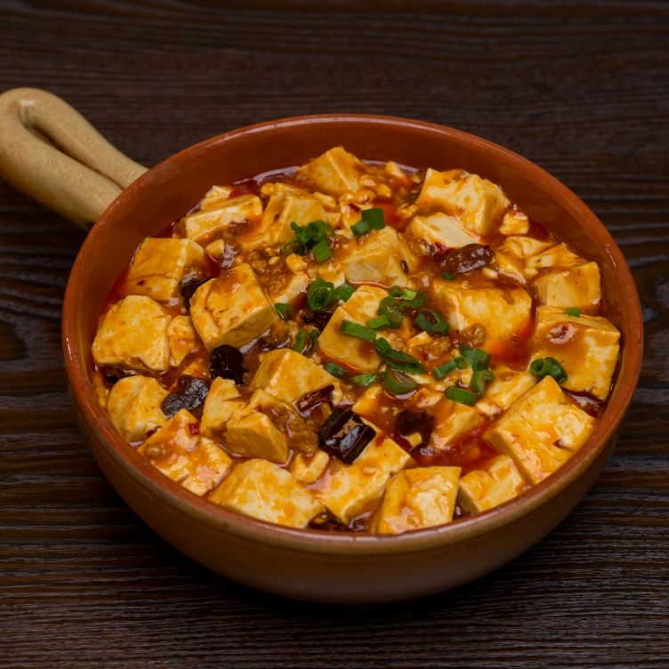 325	麻婆豆腐（辣，含猪肉） 推荐	Mapo Tofu(with pork)