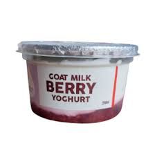 Brown'S Goat Berry Yoghurt 250Ml