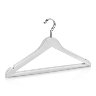 3 cintres en bois réf SP078