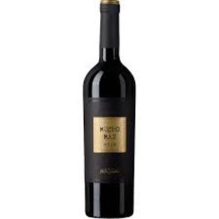 Mucho Mass Gold Wine 750ml