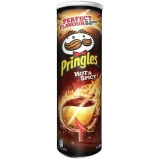 Pringles Hot and Spicy Chips 165G