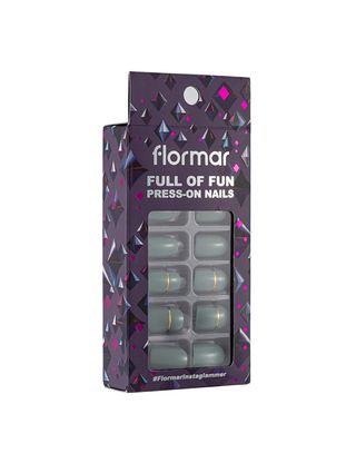 Full of Fun Press-On Nails 01 Green Stripes