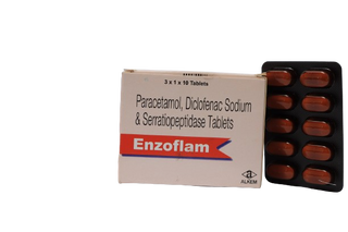 Alkem Paracetamol Diclofenac Tablets, 10 Tablets