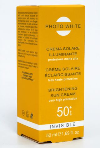 M&D PHOTO WHITE CREME SOLAIRE ECLAIRCISSANTE INVISIBLE SPF50+ 50ML