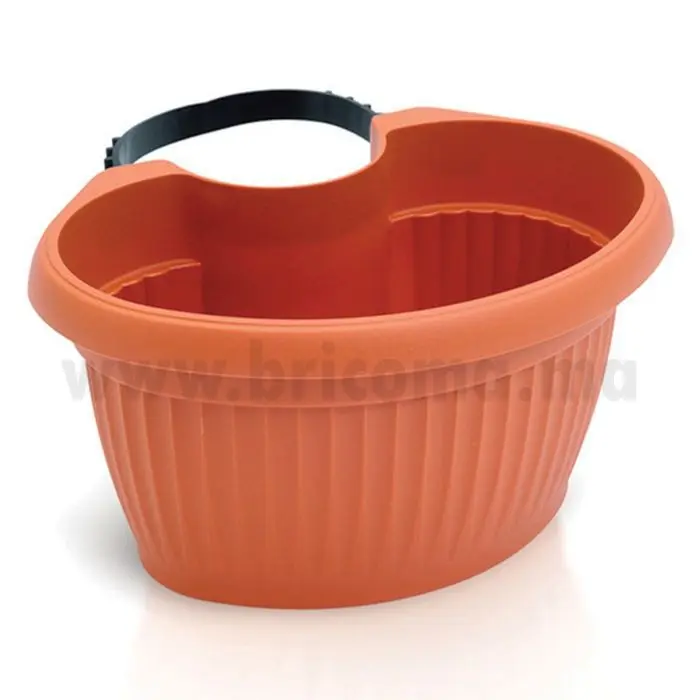 Pots, balconnières et jardinières.