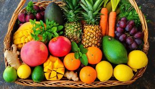 Family of 2 ( Mangoes 2kg, Passion fruits 1kg, Watermelon, Oranges, Dates (Entende), Lemon, Pawpaw, Tangerine, Avocado, Plantain (Gonja), Ginger, Mint, Carrots, Beetroots, Grapes, Pineapples, Yellow Bananas)